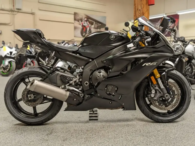 2017 Yamaha R6