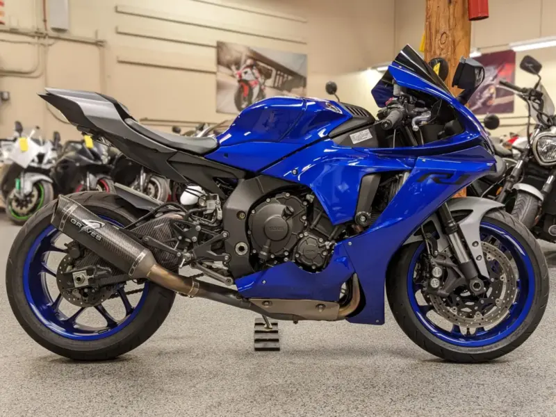 2020 Yamaha R1
