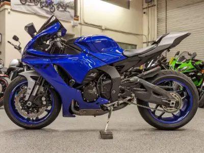 2020 Yamaha R1