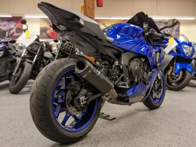 2020 Yamaha R1