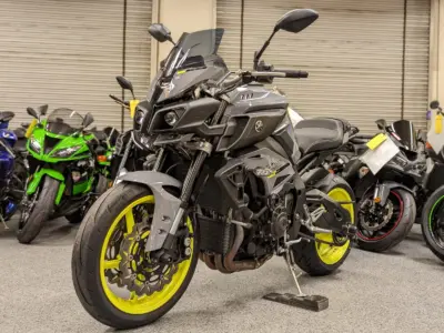 2017 Yamaha FZ-10 FZ10 MT10 MT-10