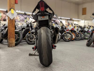 2018 Yamaha R1 RAVEN