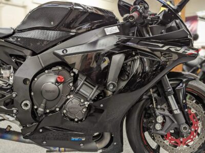 2018 Yamaha R1 RAVEN