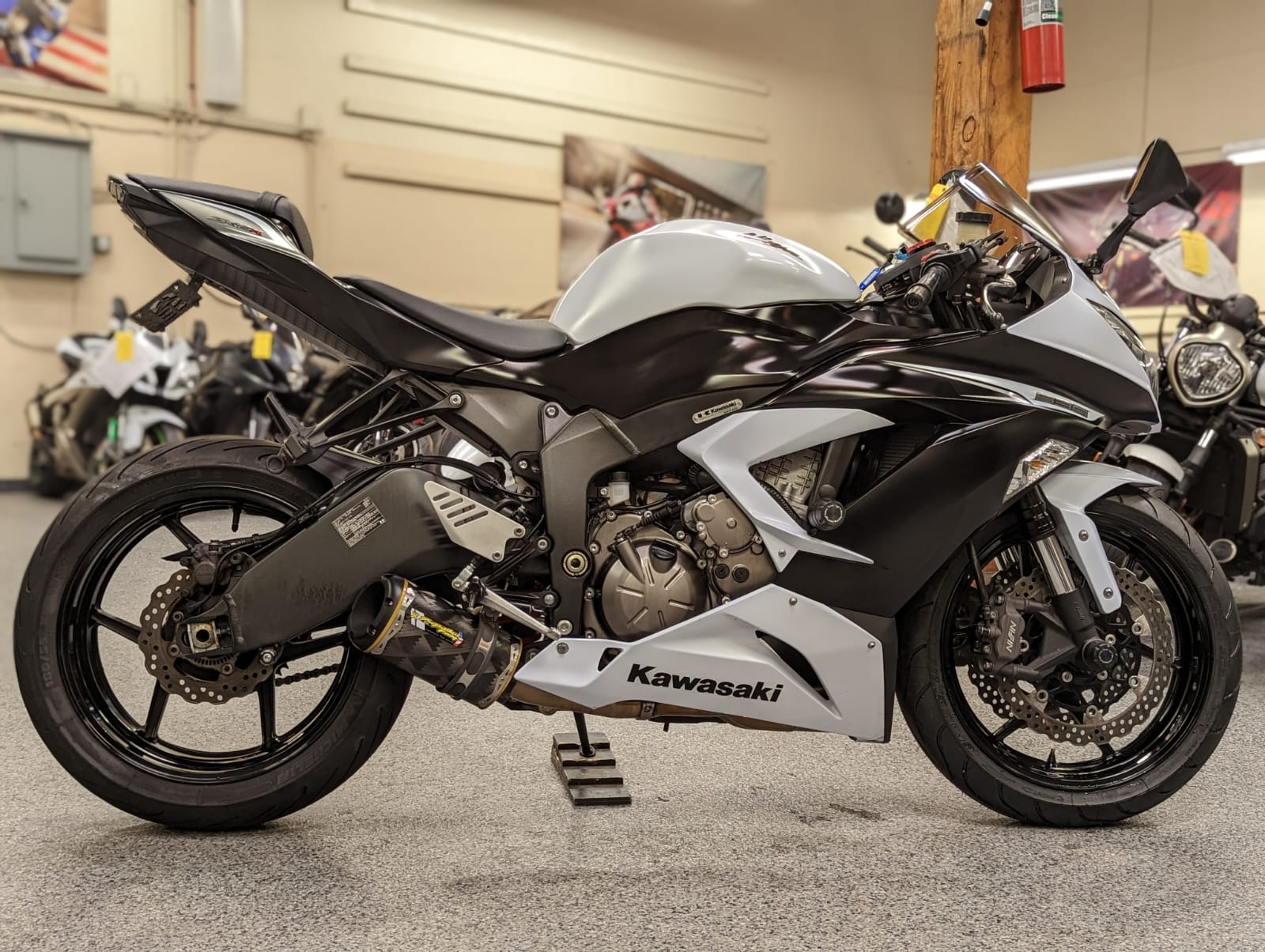 2013 Kawasaki Ninja 636 Zx6r 34000 Miles Ak Motors