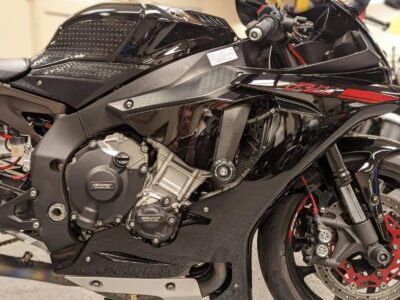2015 Yamaha R1 RAVEN