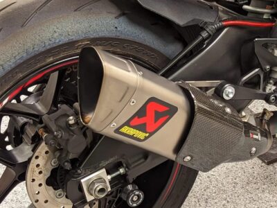 2015 Yamaha R1 RAVEN