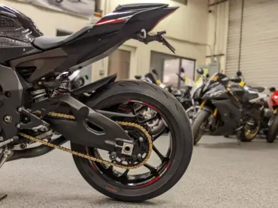 2015 Yamaha R1 RAVEN