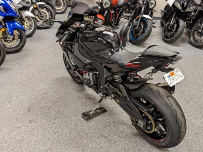 2015 Yamaha R1 RAVEN