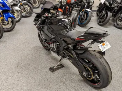 2015 Yamaha R1 RAVEN