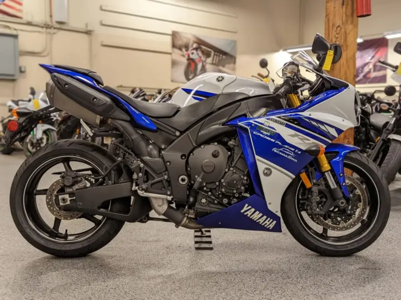 2014 Yamaha R1