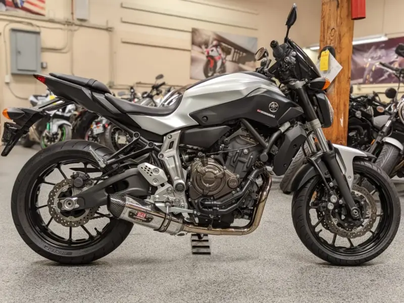 2017 Yamaha FZ07 FZ-07
