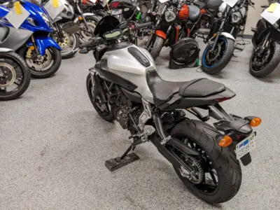 2017 Yamaha FZ07 FZ-07