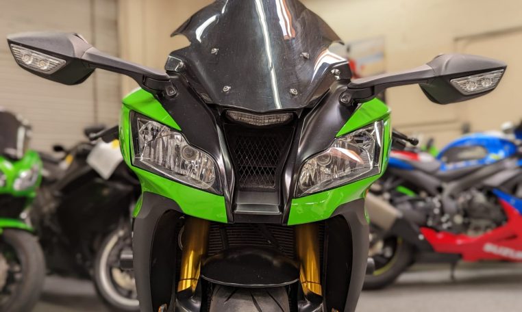 2014 Kawasaki Ninja ZX10R - AK Motors