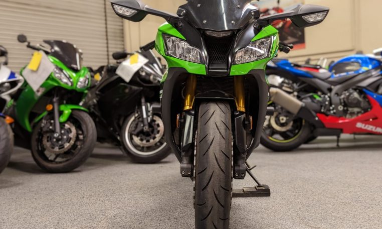 2014 Kawasaki Ninja ZX10R - AK Motors