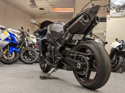 2011 Yamaha R1 Crossplane