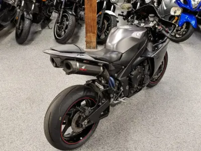 2011 Yamaha R1 Crossplane