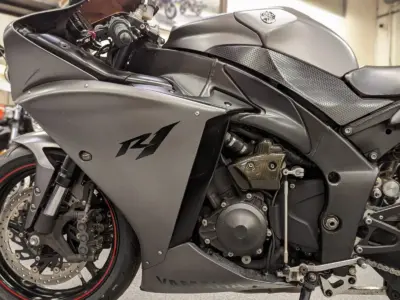 2011 Yamaha R1 Crossplane