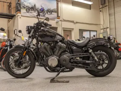 2017 Yamaha Bolt RAVEN