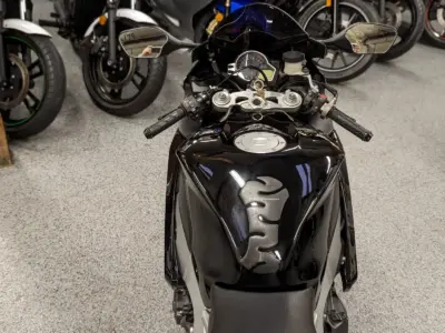 2011 HONDA CBR1000RR