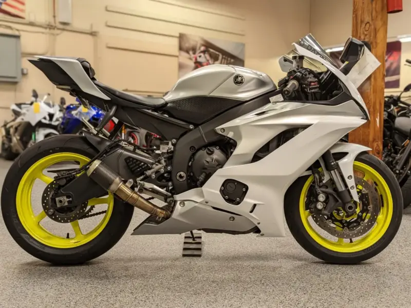 2017 Yamaha R6