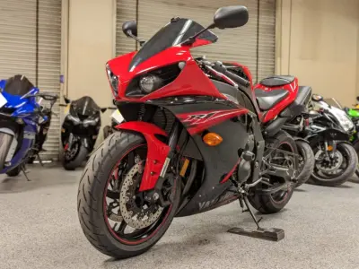 2013 Yamaha R1