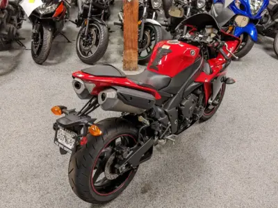 2013 Yamaha R1
