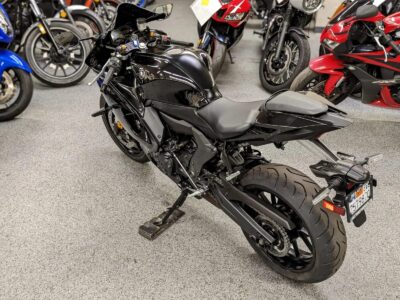 2022 YAMAHA R7