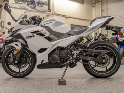 2020 Kawasaki Ninja 400 ABS