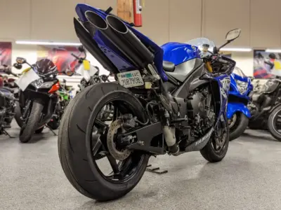 2009 Yamaha R1 Crossplane