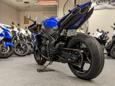 2009 Yamaha R1 Crossplane