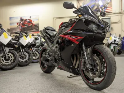 2009 Yamaha R1 Crossplane
