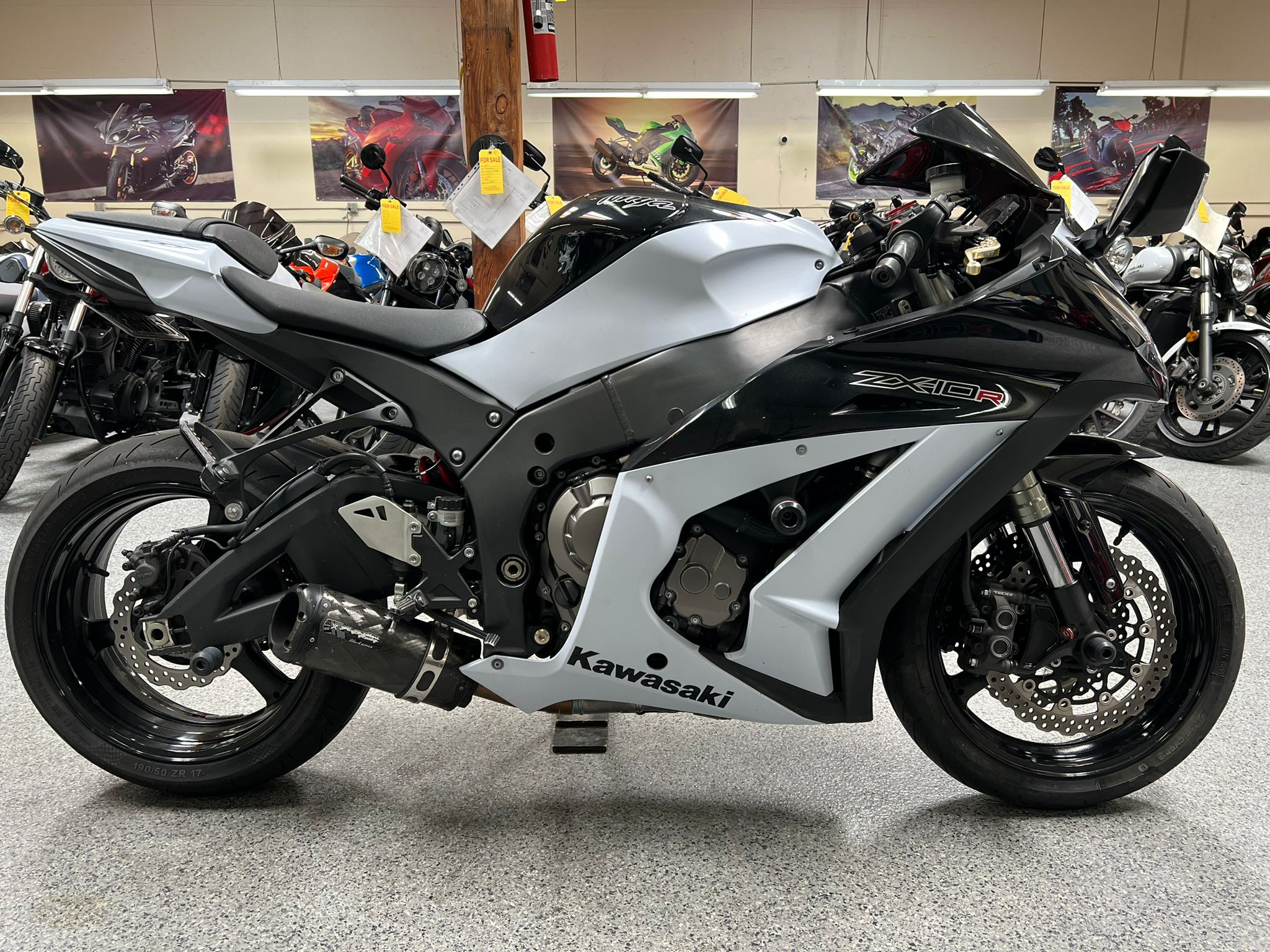 2013 Kawasaki Ninja ZX10R - AK Motors