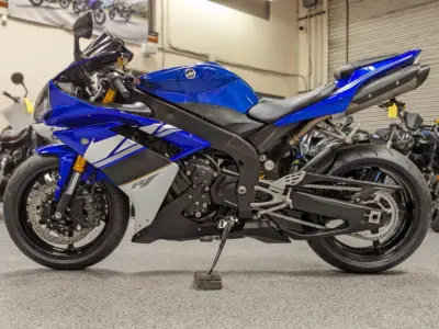 2008 Yamaha R1