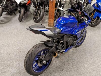 2021 Yamaha R1