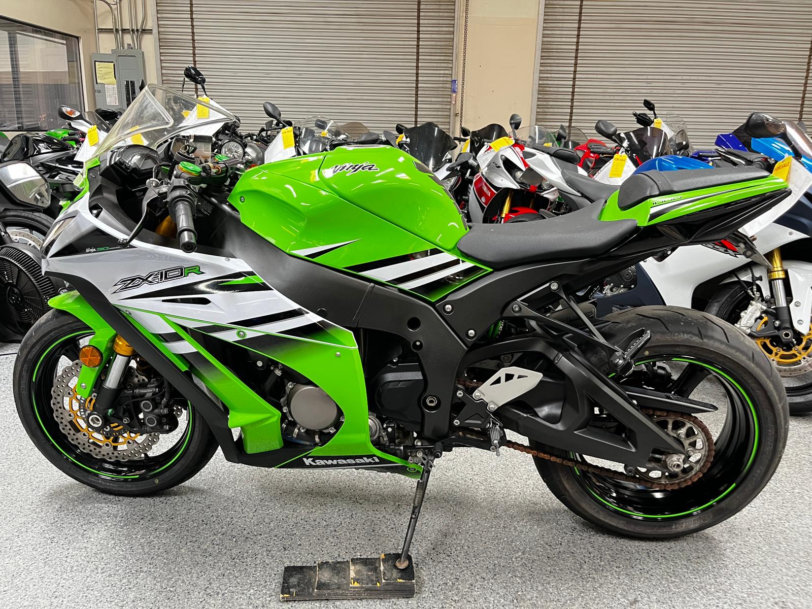 2015 Kawasaki Ninja ZX10R 30th Anniversary Special Edition - AK Motors