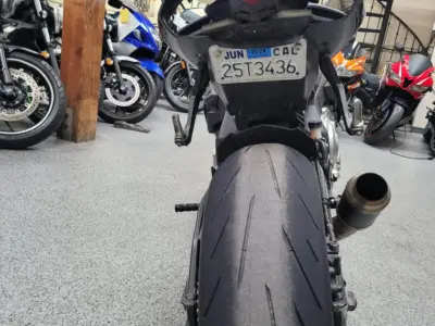 2016 Yamaha R1S