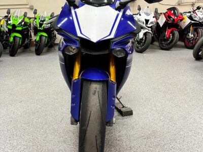 2017 Yamaha R1