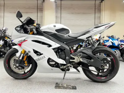 2015 Yamaha R6 PEARL WHITE