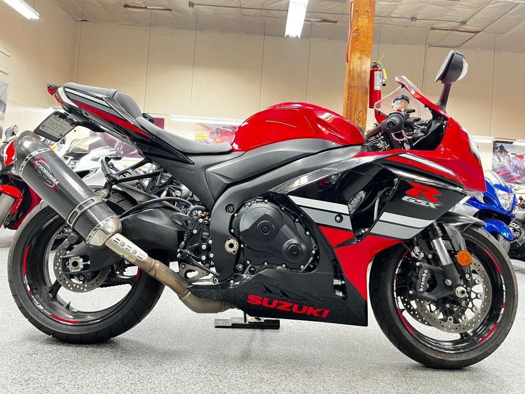 2016 Suzuki GSXR 1000 - AK Motors