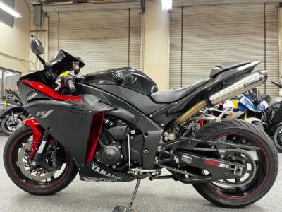 2011 Yamaha R1 Crossplane