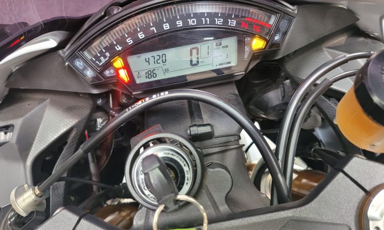 2017 Kawasaki Ninja ZX10R Ohlins - 4000 Miles | AK Motors