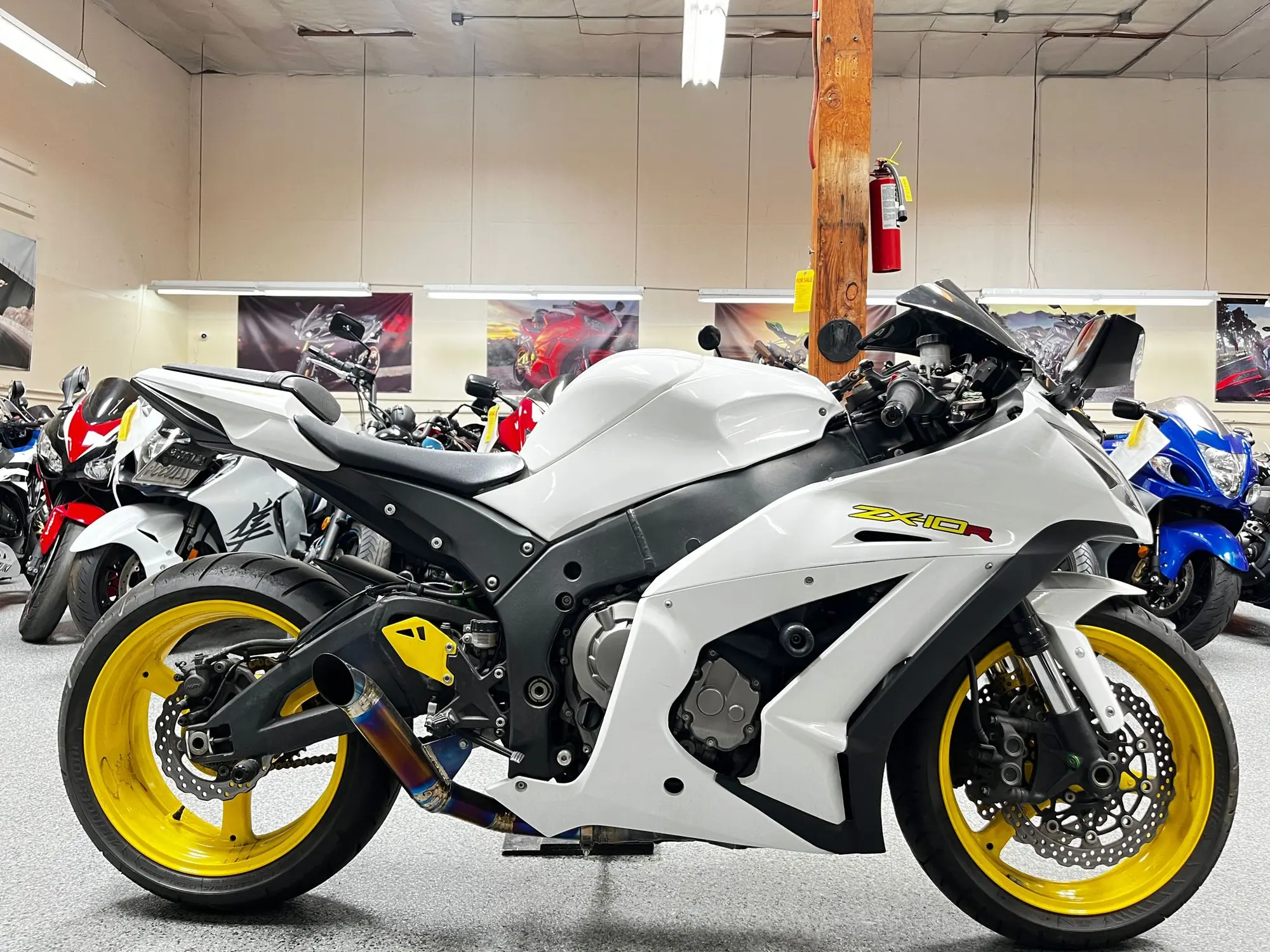2015 Kawasaki Ninja ZX10R - AK MotorsAK Motors