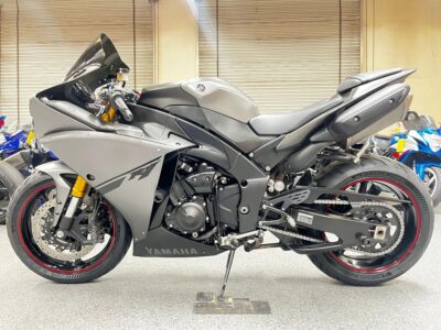 2014 Yamaha R1