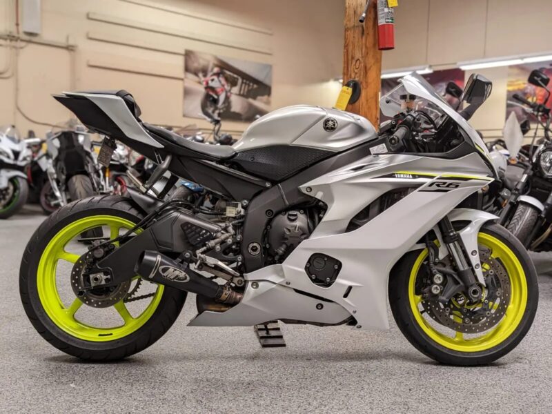 2017 Yamaha R6