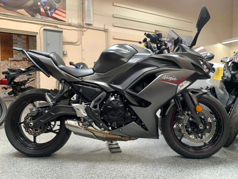 2022 Kawasaki Ninja 650 ABS