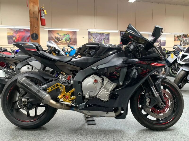 2015 Yamaha R1