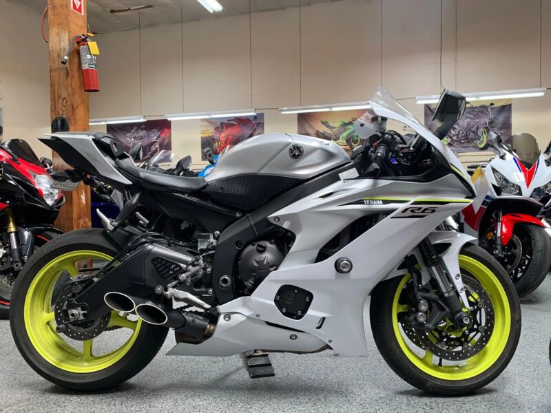 2017 Yamaha R6