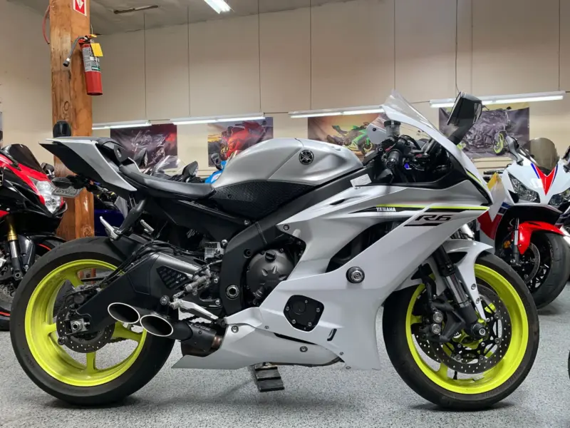 2017 Yamaha R6