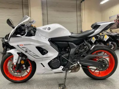 2023 YAMAHA R7