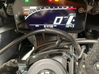 2022 YAMAHA R7